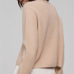 LUCIA FISHERMAN CROPPED V-NECK CASHMERE SWEATER